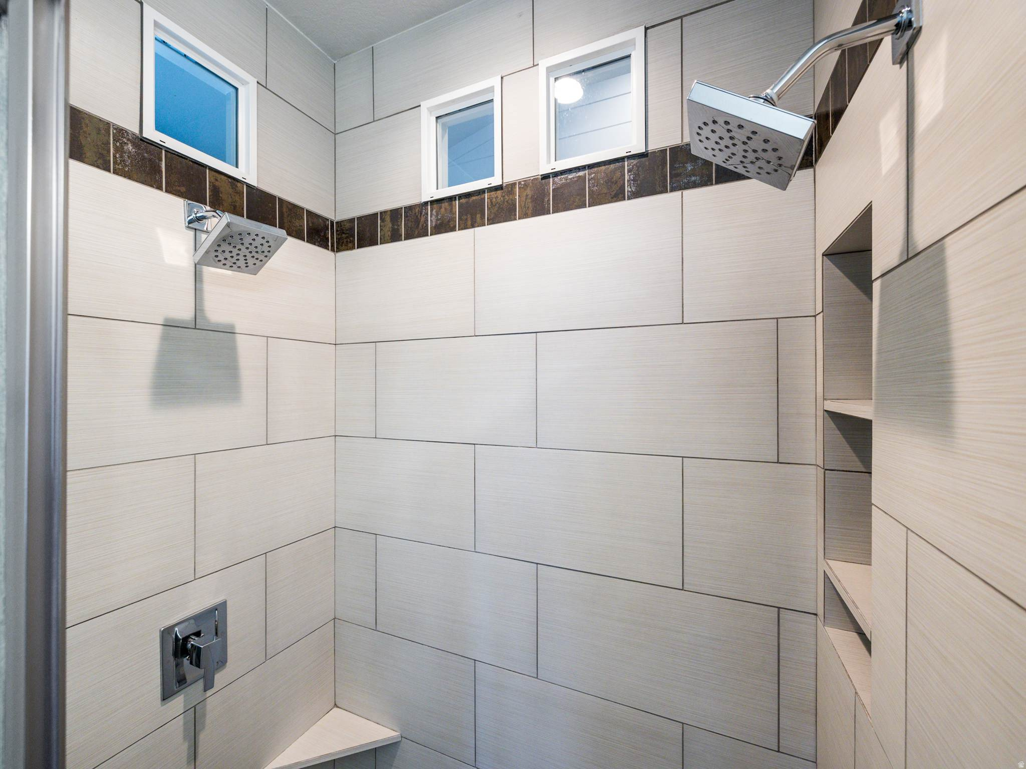 PEMBERLEY - Residential