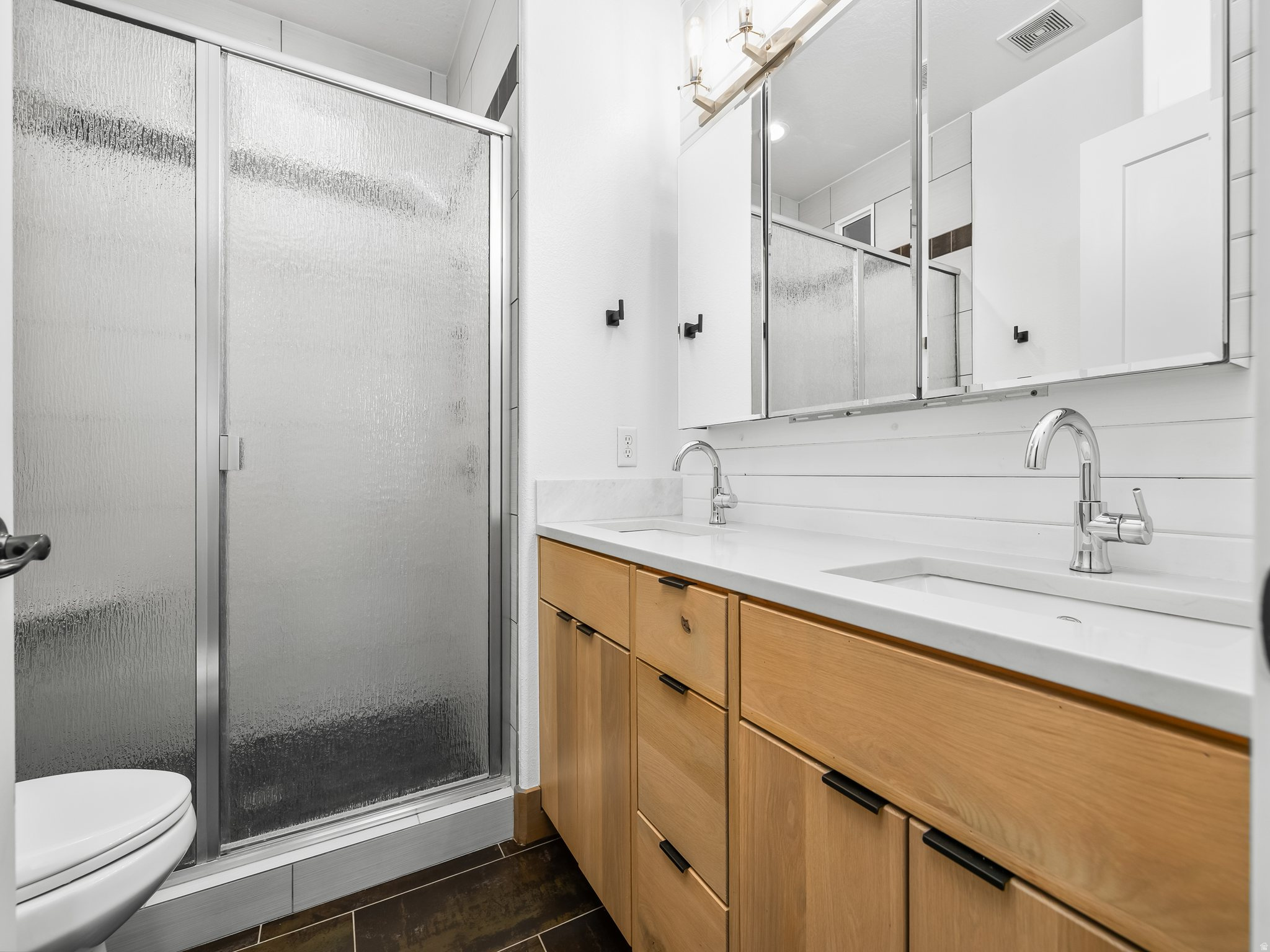 PEMBERLEY - Residential