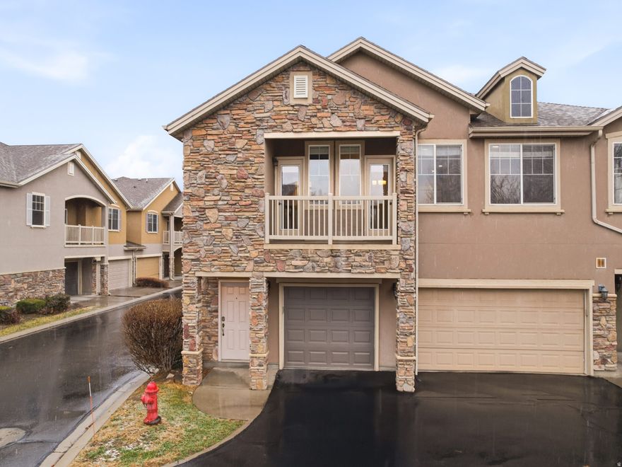 Welcome home to Pemberley, where style, convenience, and comfort come together in all the right ways. This beautifully updated condo has thoughtfully designed spaces and vaulted ceilings that everyone will enjoy. You'll love the engineered hardwood flooring, quartz countertops, and updated finishes throughout. The kitchen is both functional and polished, and everything is included: refrigerator, washer, dryer, reverse osmosis water system, and water softener.  The community offers a clubhouse and pool perfect for relaxing or connecting with neighbors. And it is conveniently located just minutes from grocery stores, restaurants, and freeway access. This home makes commuting and errands a breeze. If you're looking for low-maintenance living without sacrificing style or location, this move in ready condo checks every box.