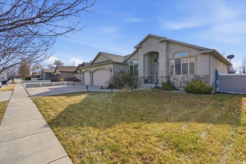 Tiny photo for 71 W STAUFFER LN, Murray, UT 84107 (MLS # 2134886)