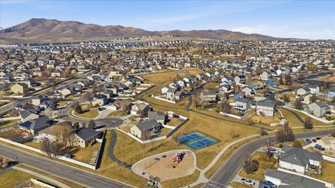 Tiny photo for 71 W STAUFFER LN, Murray, UT 84107 (MLS # 2134886)