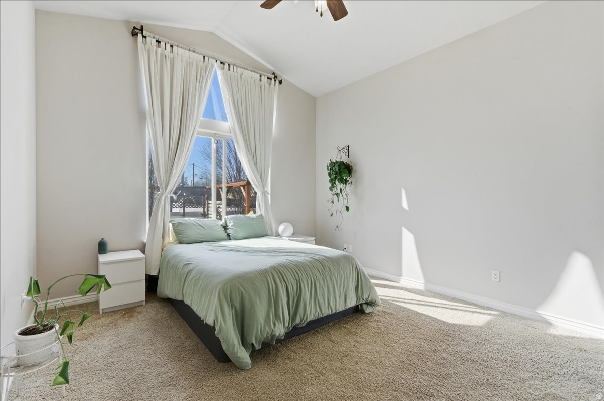 STAUFFER LANE - Residential