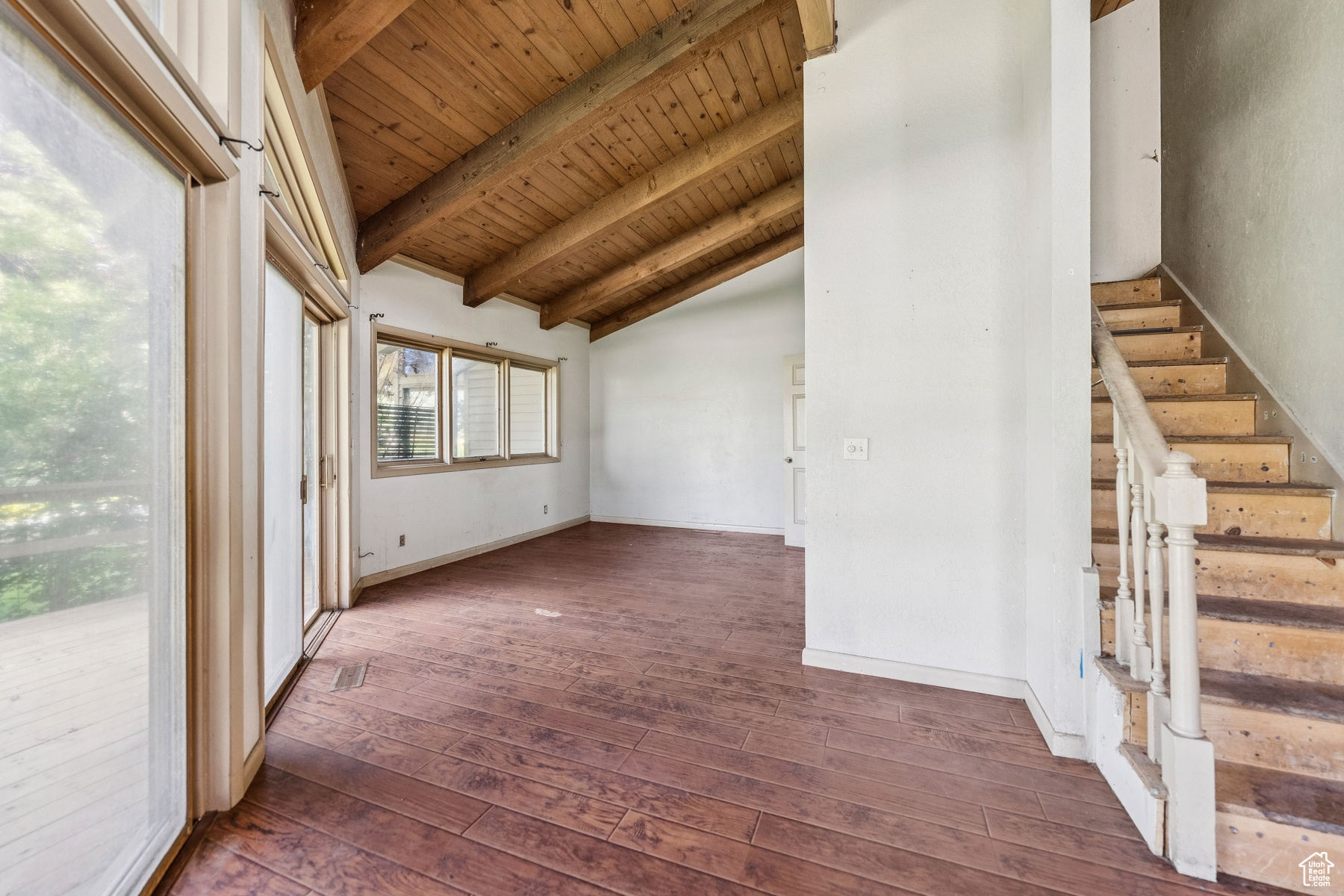 Park City, Utah 84060, United States, 1 Bedroom Bedrooms, ,3 BathroomsBathrooms,Residential,Pending,180253