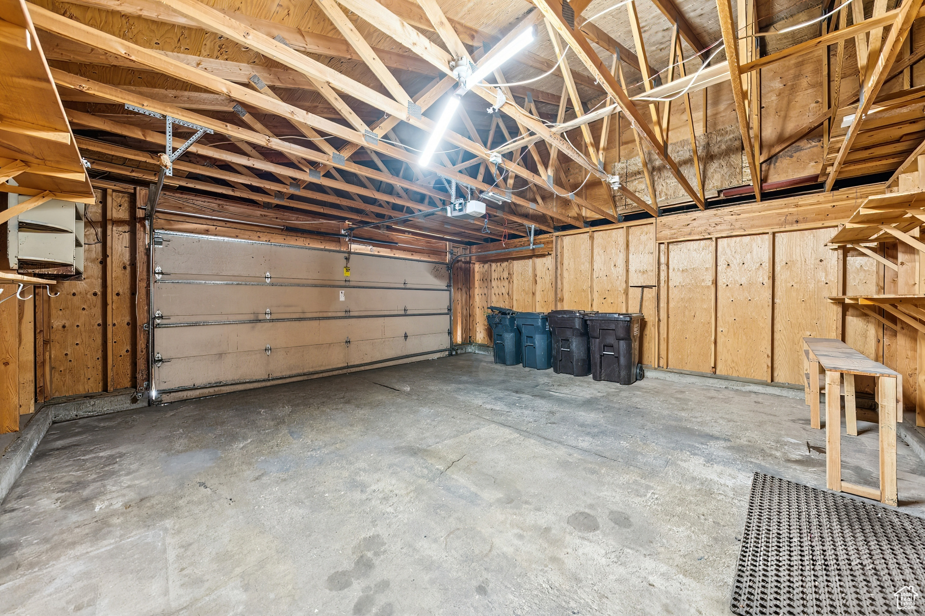 Park City, Utah 84060, United States, 1 Bedroom Bedrooms, ,3 BathroomsBathrooms,Residential,Pending,180253