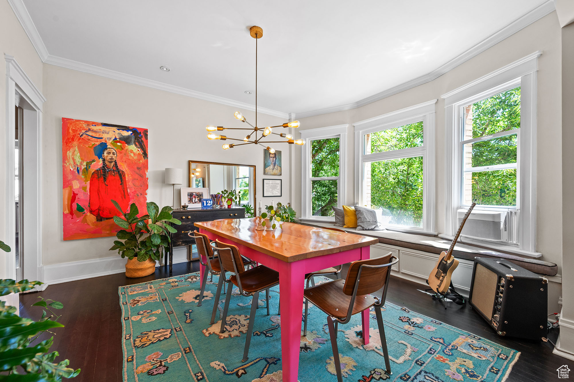 DORIUS CONDO - Residential