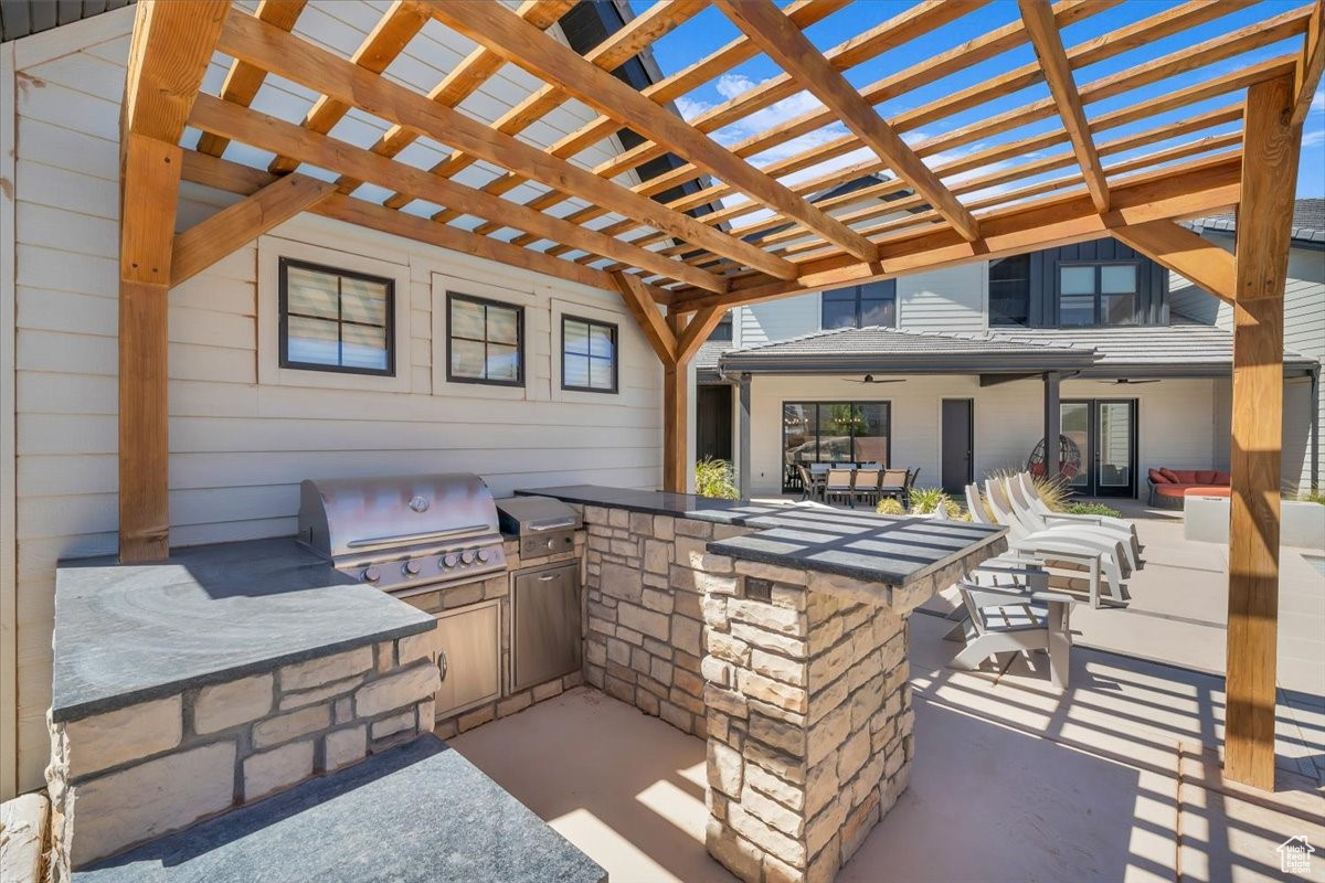 HOMESTEADS AT STUCKI FARMS PH 2 - Residential