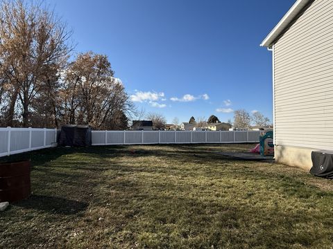 Tiny photo for 34 E 525 N, Layton, UT 84041 (MLS # 2133986)