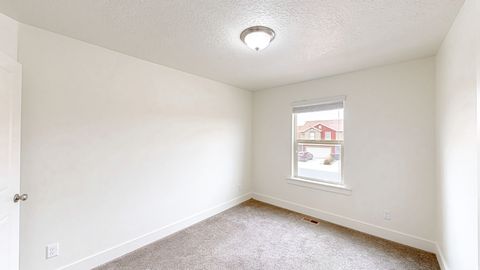 Tiny photo for 733 S 170 W, Spanish Fork, UT 84660 (MLS # 2122152)
