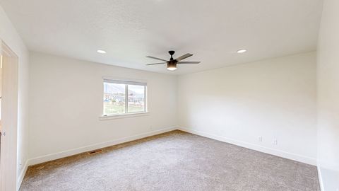 Tiny photo for 733 S 170 W, Spanish Fork, UT 84660 (MLS # 2122152)