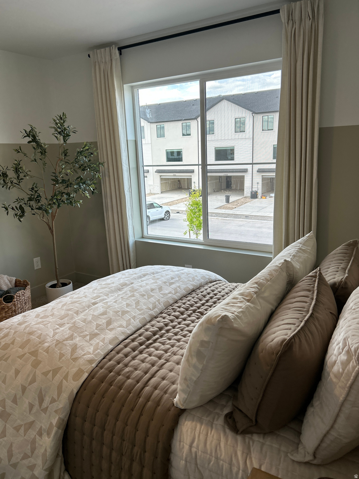 HIATT CREEK - Residential
