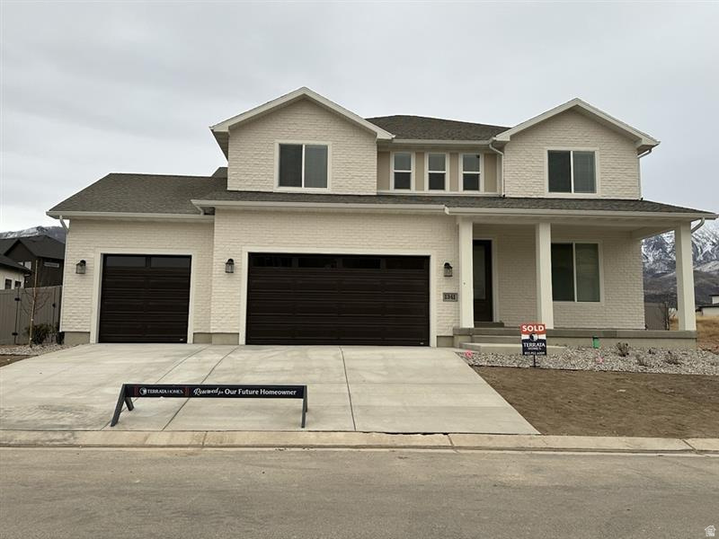 VISTAS AT SUMMIT RDG - Residential