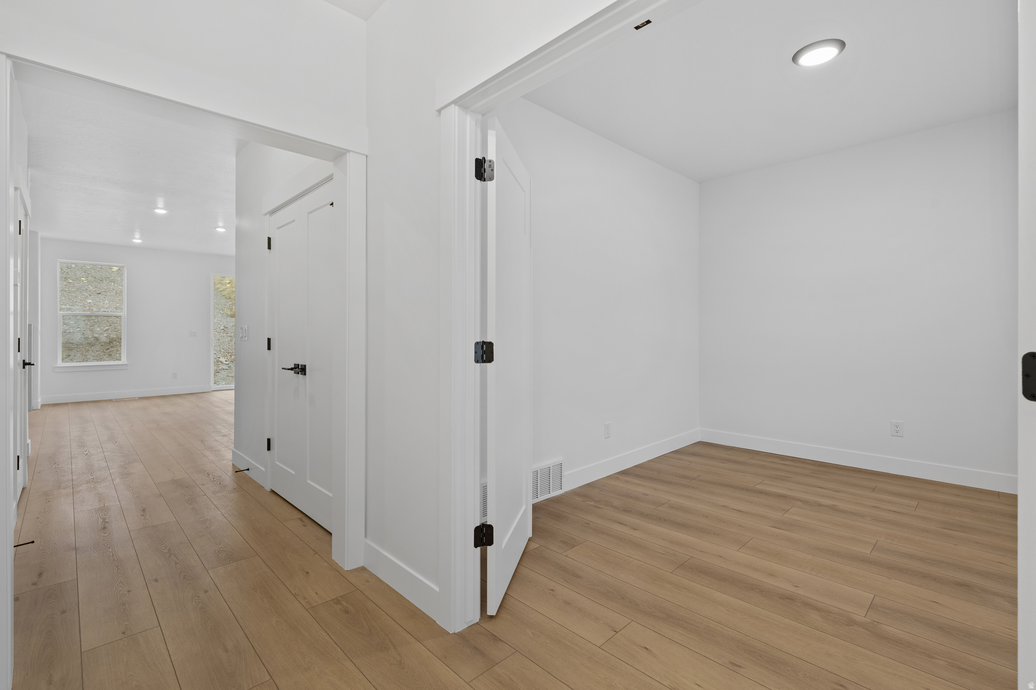 VISTAS AT SUMMIT RDG - Residential