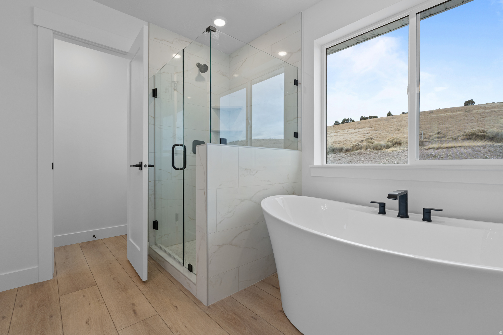 VISTAS AT SUMMIT RDG - Residential