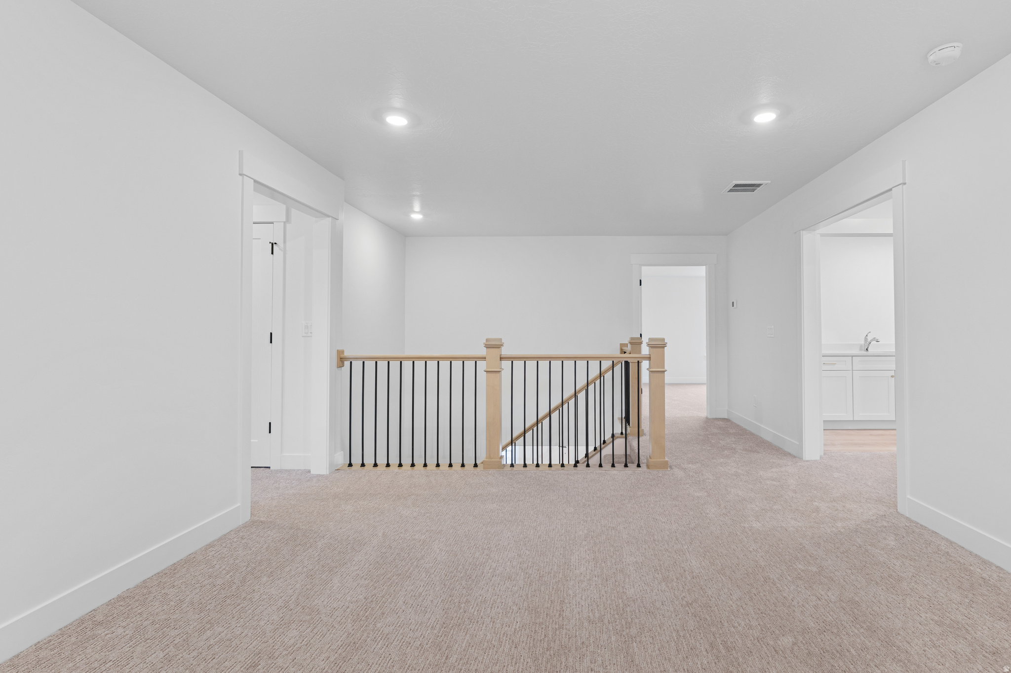 VISTAS AT SUMMIT RDG - Residential