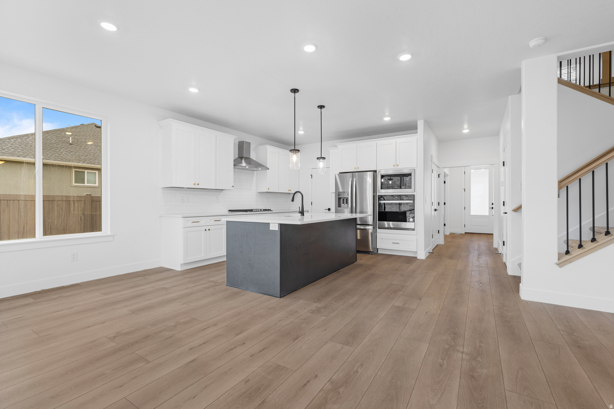 VISTAS AT SUMMIT RDG - Residential