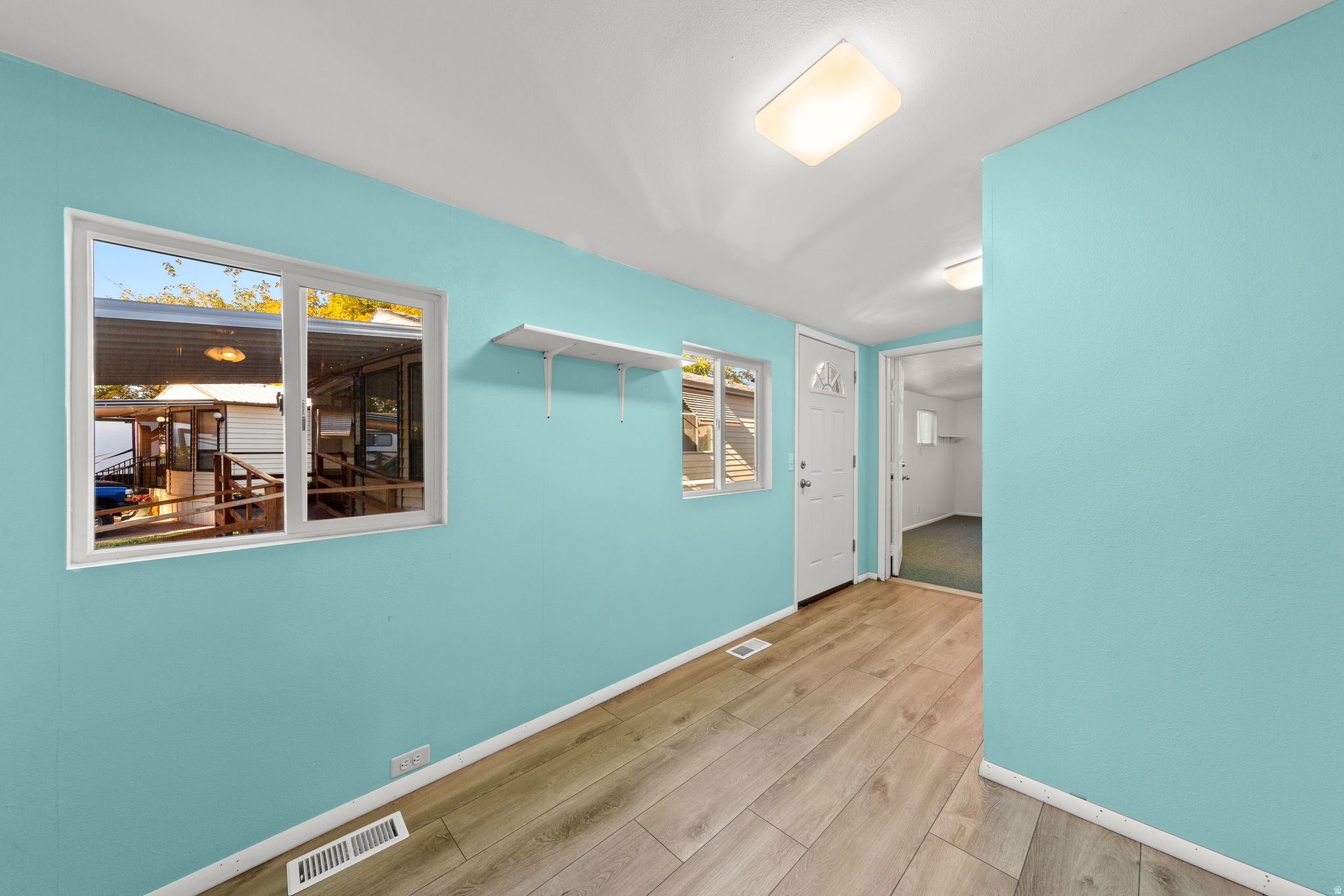 KINGS ROW EST - Residential