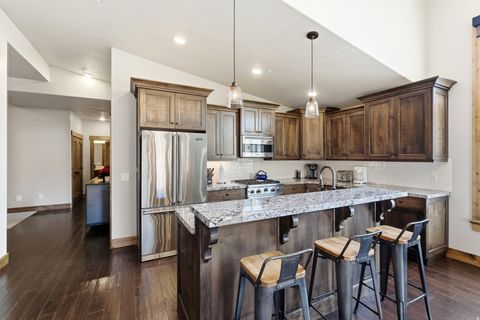 Tiny photo for 1288 DEER PARK CIR #302, Heber City, UT 84032 (MLS # 2126712)