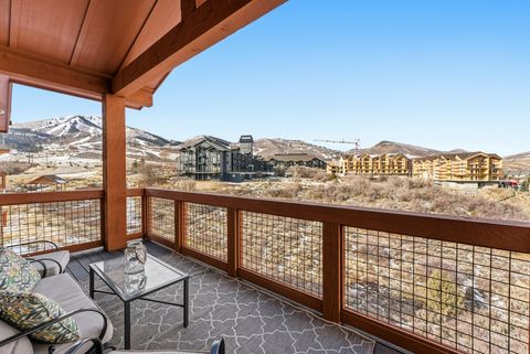 Tiny photo for 1288 DEER PARK CIR #302, Heber City, UT 84032 (MLS # 2126712)