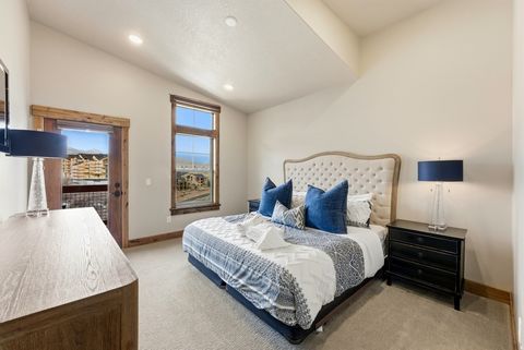 Tiny photo for 1288 DEER PARK CIR #302, Heber City, UT 84032 (MLS # 2126712)