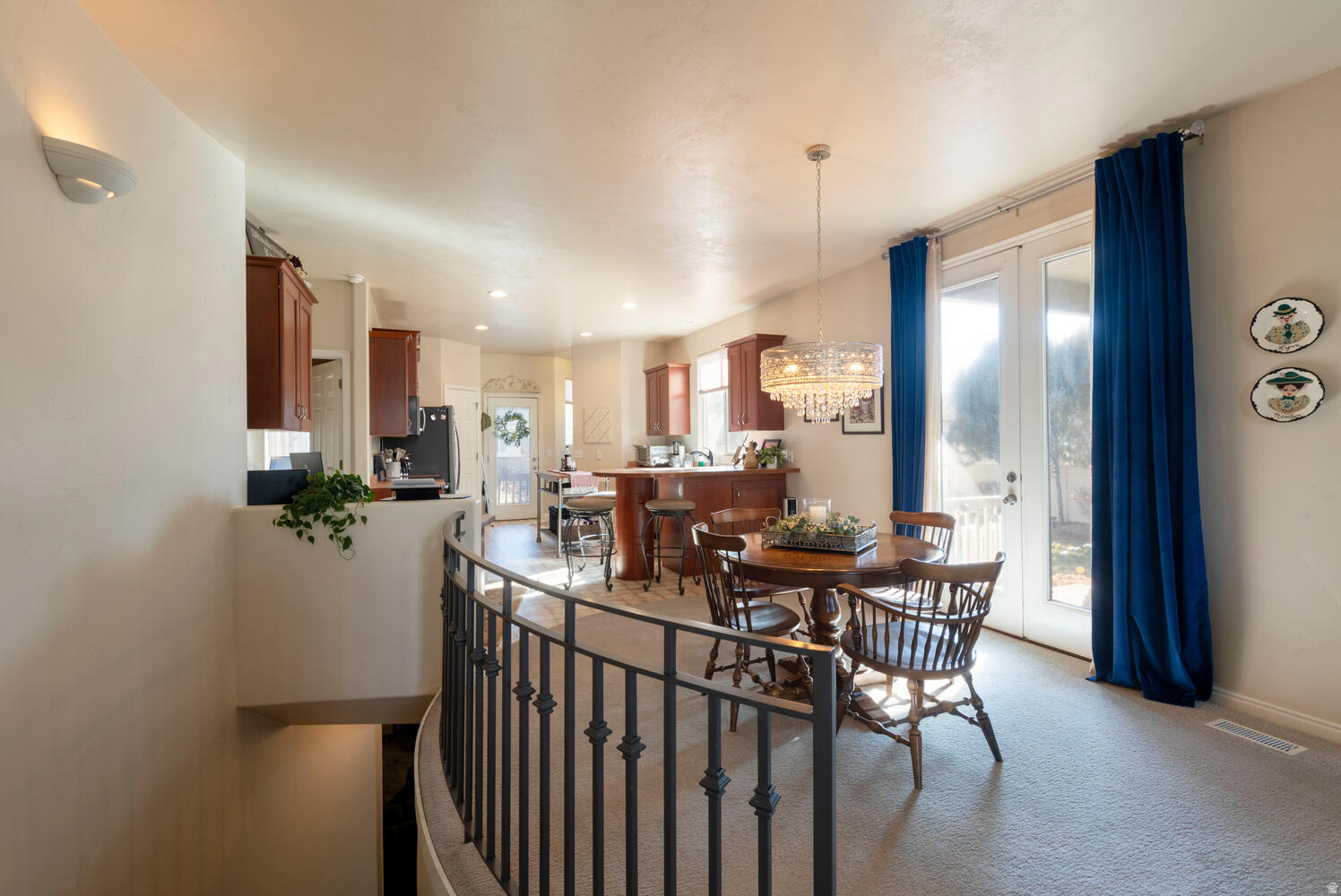 DAYBREAK - Residential