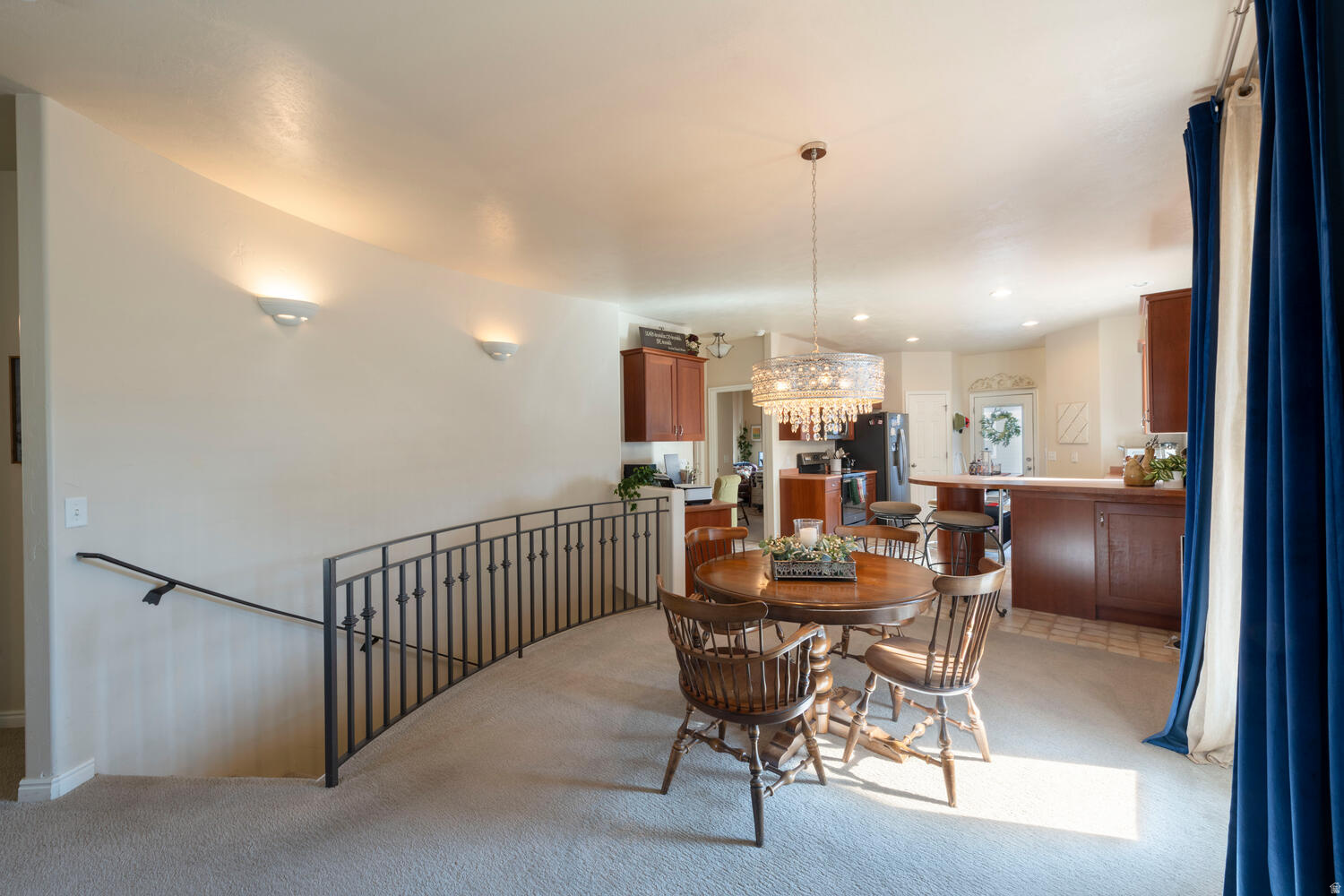 DAYBREAK - Residential