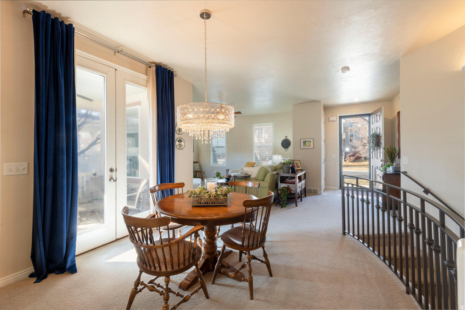 DAYBREAK - Residential