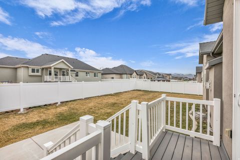 Tiny photo for 583 S ALBERTA SPRUCE DR, Layton, UT 84041 (MLS # 2133675)