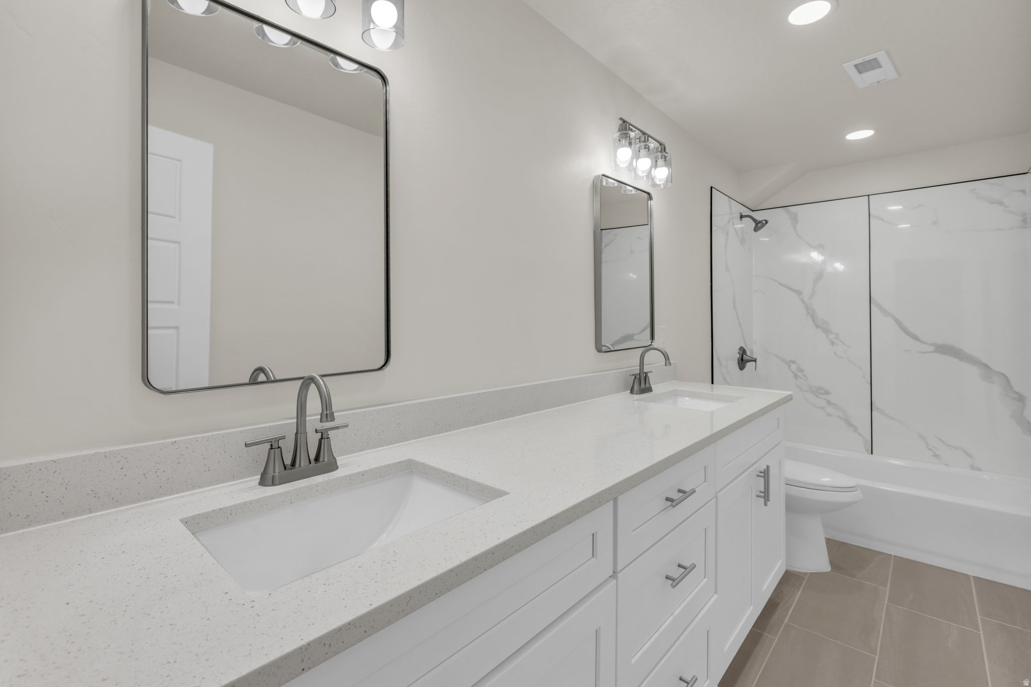 EVERGREEN FARM - Residential