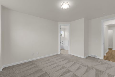 Tiny photo for 583 S ALBERTA SPRUCE DR, Layton, UT 84041 (MLS # 2133675)