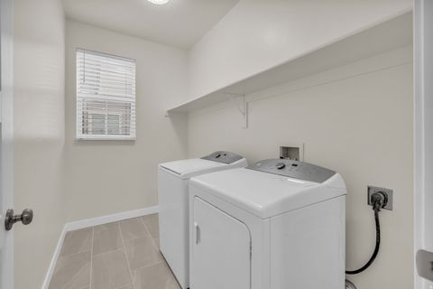 Tiny photo for 583 S ALBERTA SPRUCE DR, Layton, UT 84041 (MLS # 2133675)