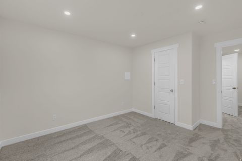 Tiny photo for 583 S ALBERTA SPRUCE DR, Layton, UT 84041 (MLS # 2133675)