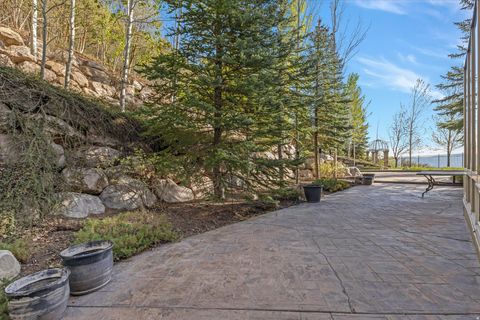 Tiny photo for 3222 E EAGLE VIEW CIR, Sandy, UT 84092 (MLS # 2151185)