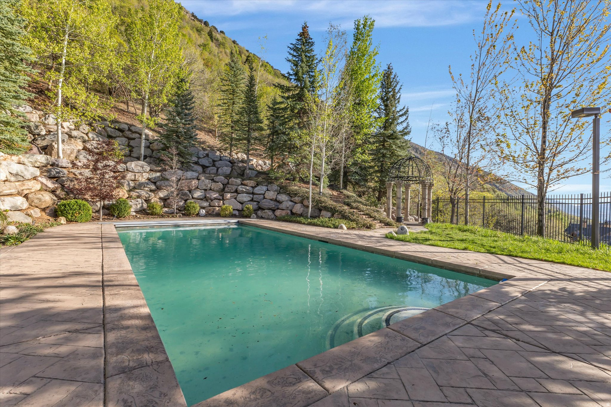 TATE - Residential Lease