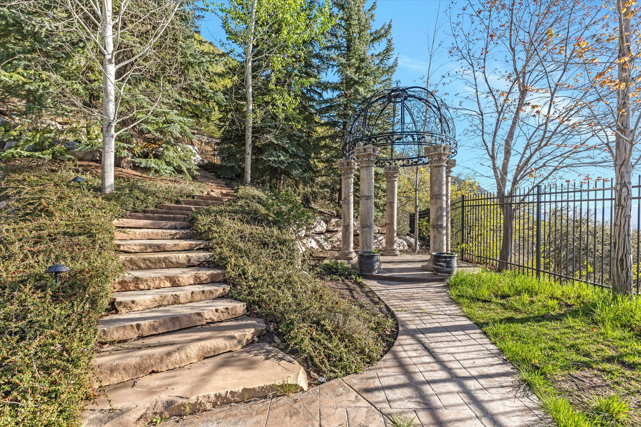 TATE - Residential Lease