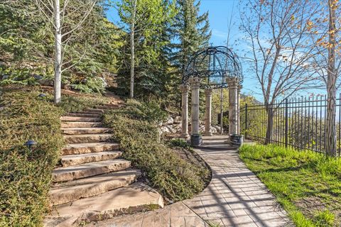 Tiny photo for 3222 E EAGLE VIEW CIR, Sandy, UT 84092 (MLS # 2151185)