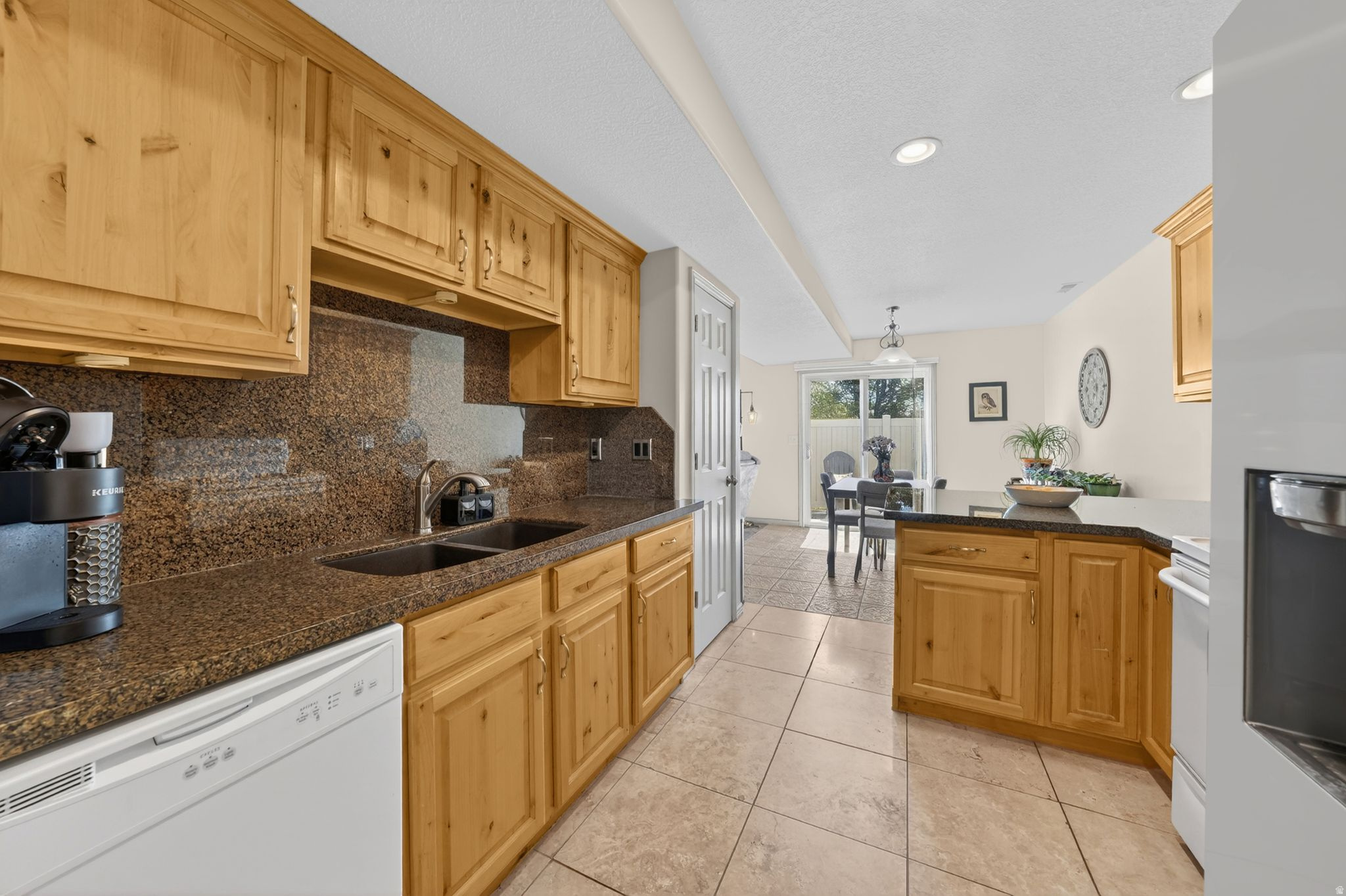 MAPLEWOOD VILLAGE - Residential