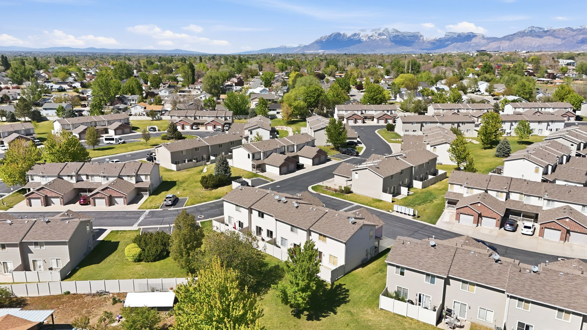 MAPLEWOOD VILLAGE - Residential