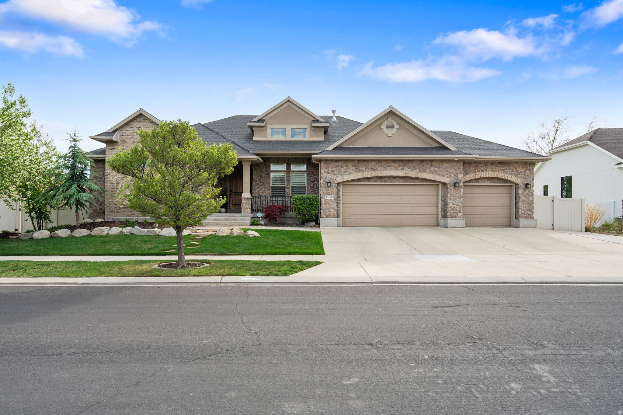 BELLEVUE - Residential