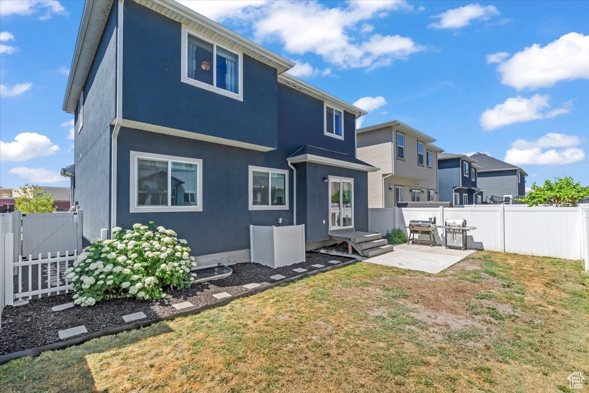 THE SPRINGS AT WATERS EDGE - Residential