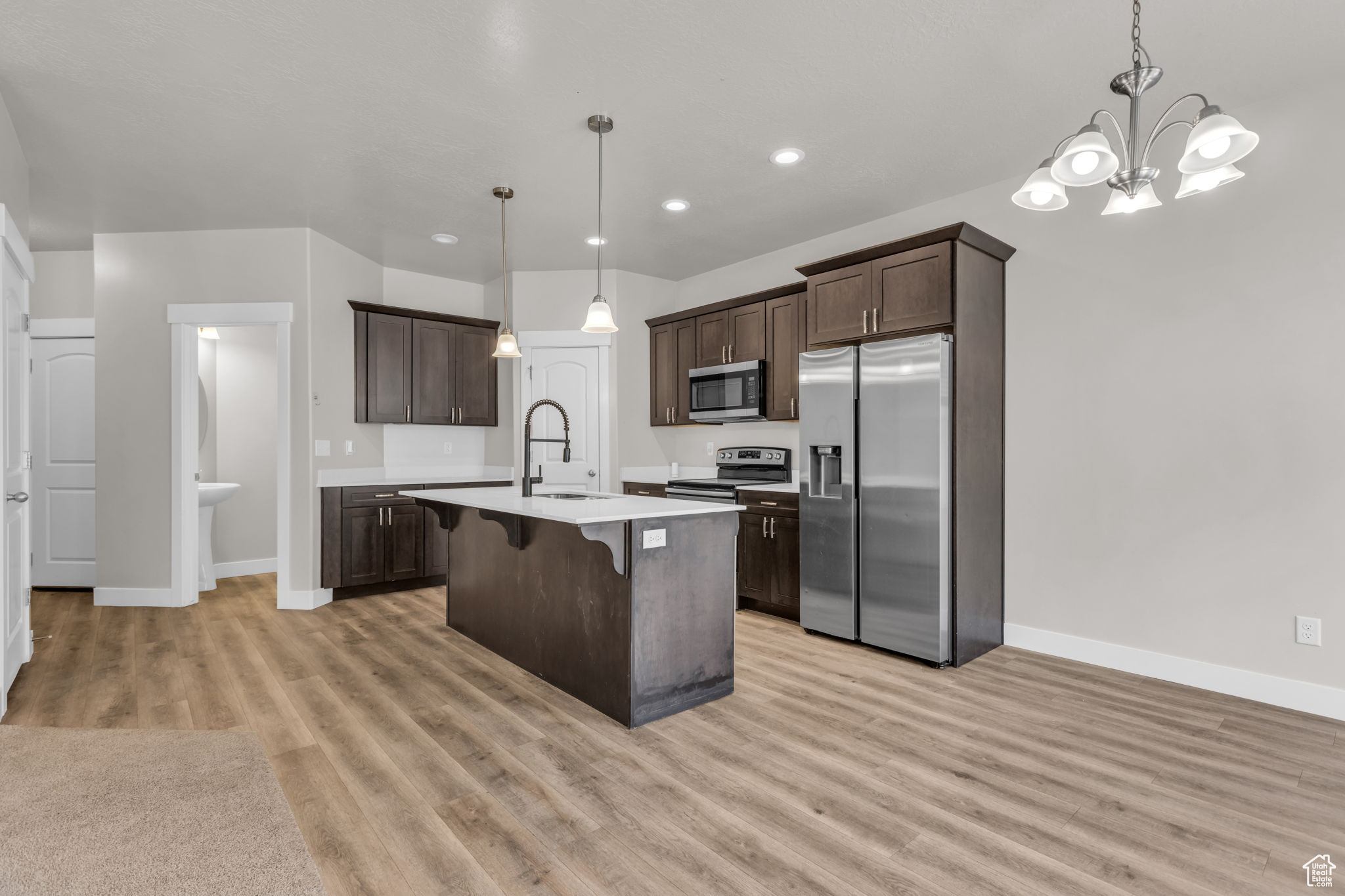 QUAILHILL - Residential Lease