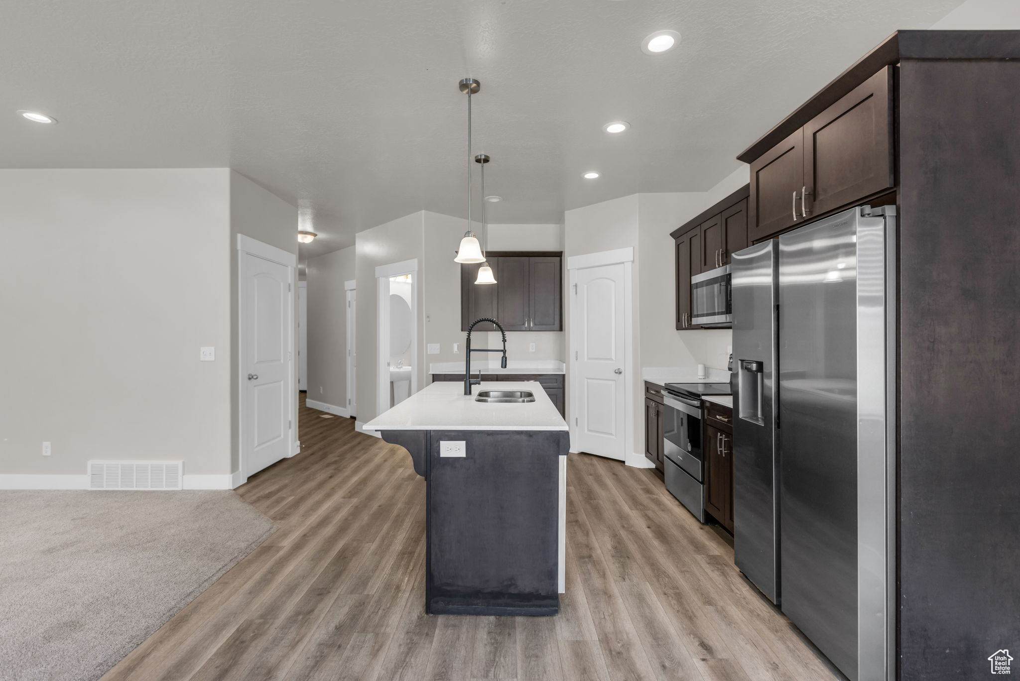 QUAILHILL - Residential Lease