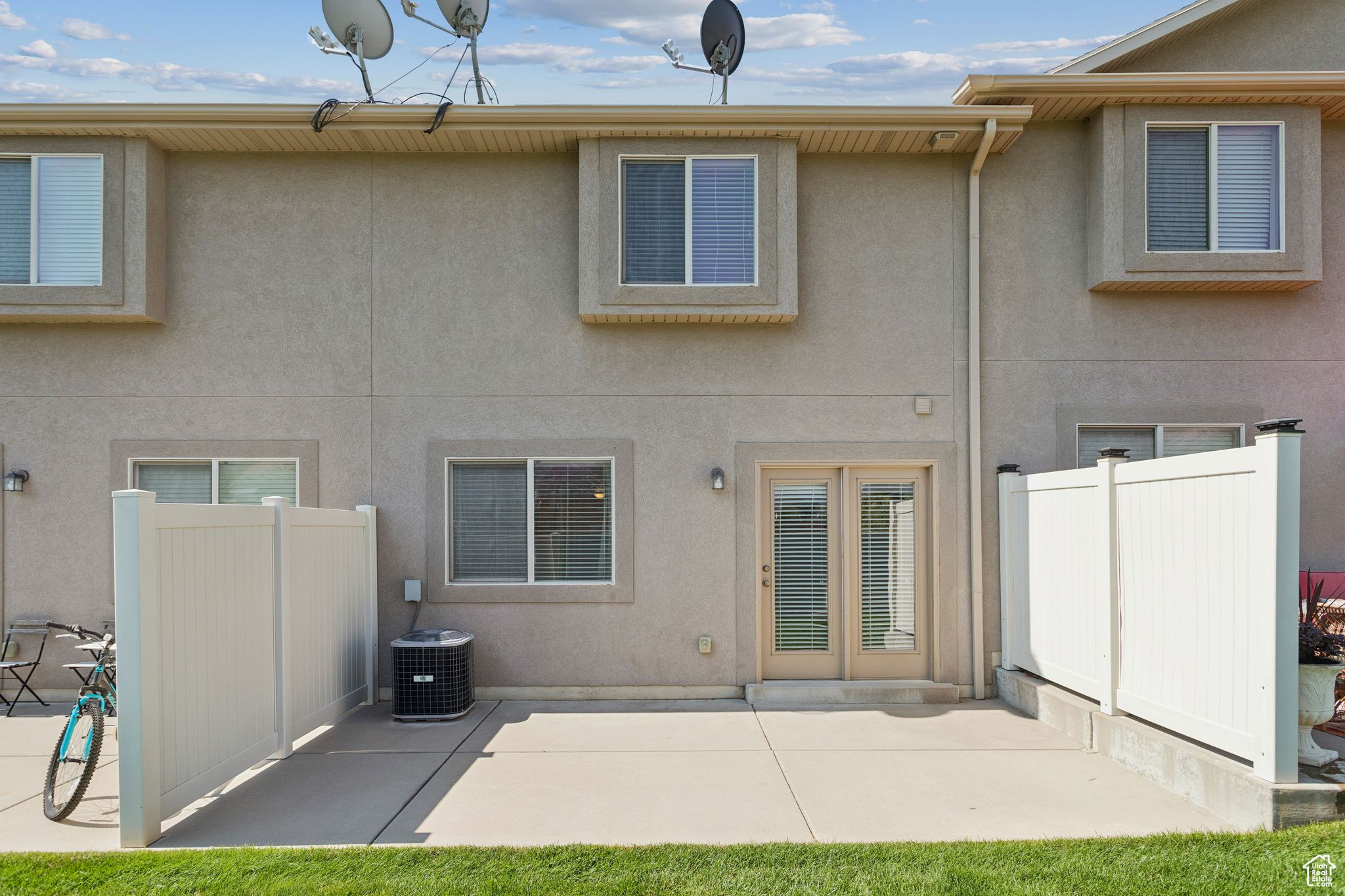 GREYHAWK - Residential
