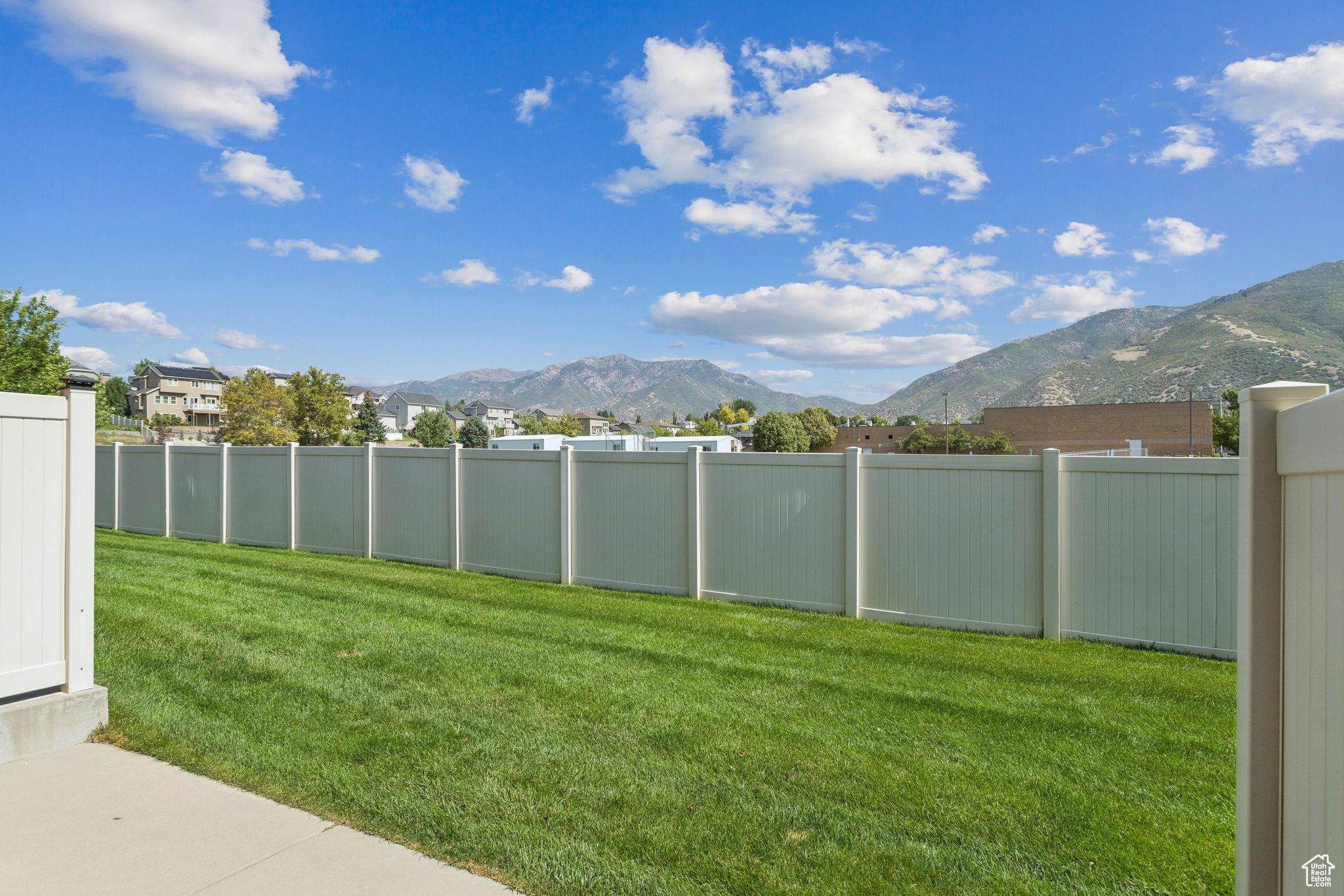 GREYHAWK - Residential