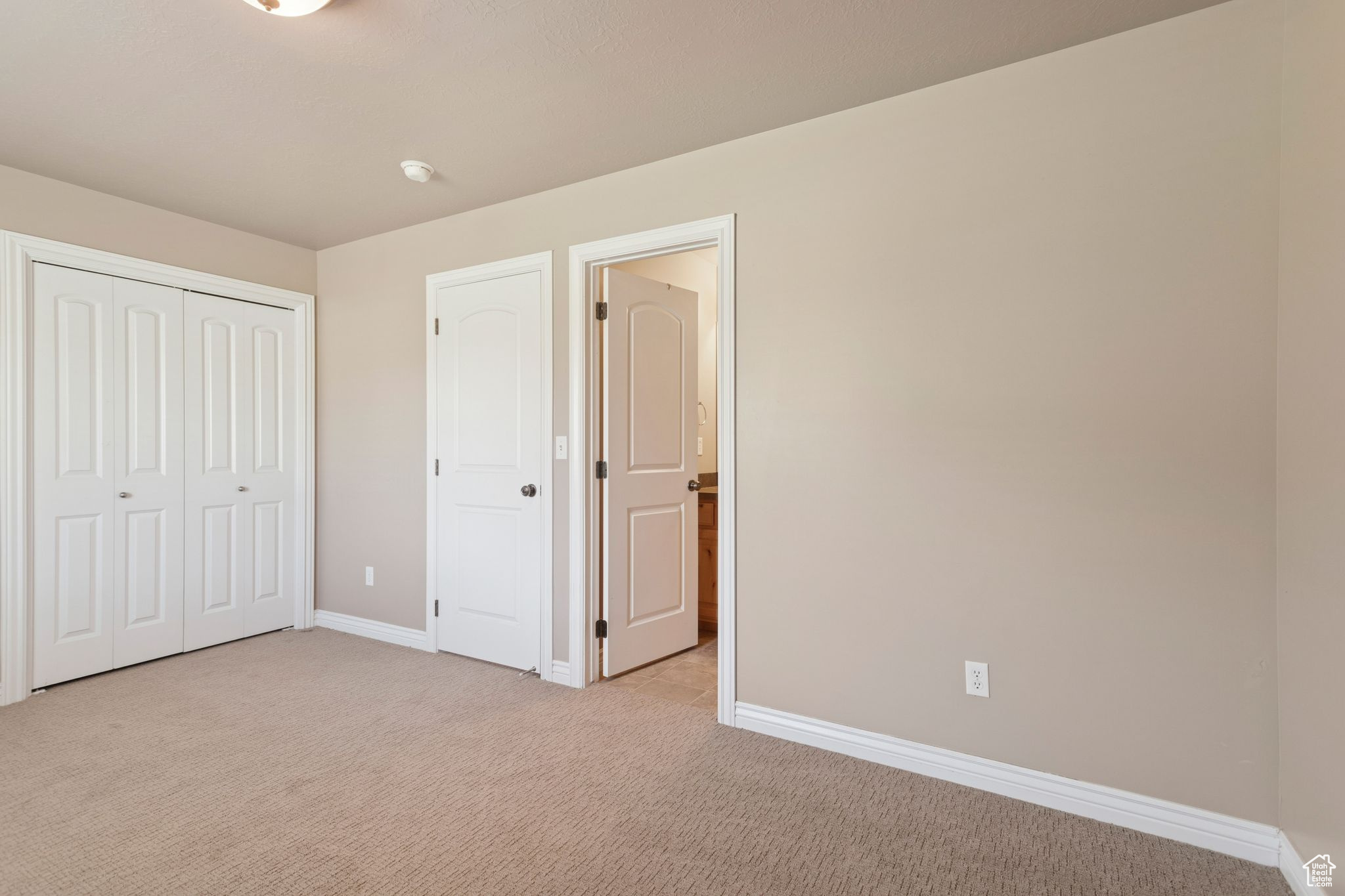GREYHAWK - Residential