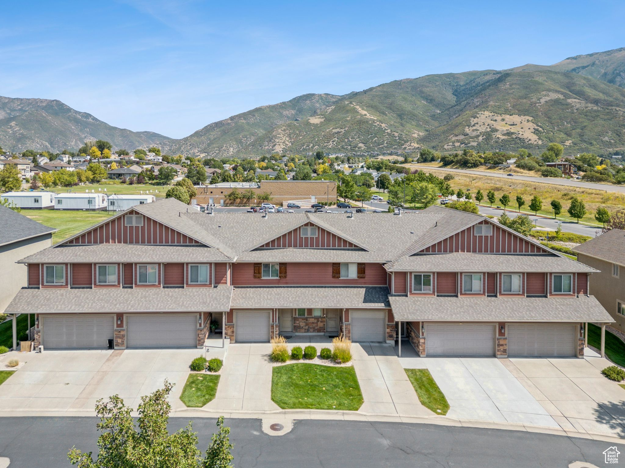 GREYHAWK - Residential
