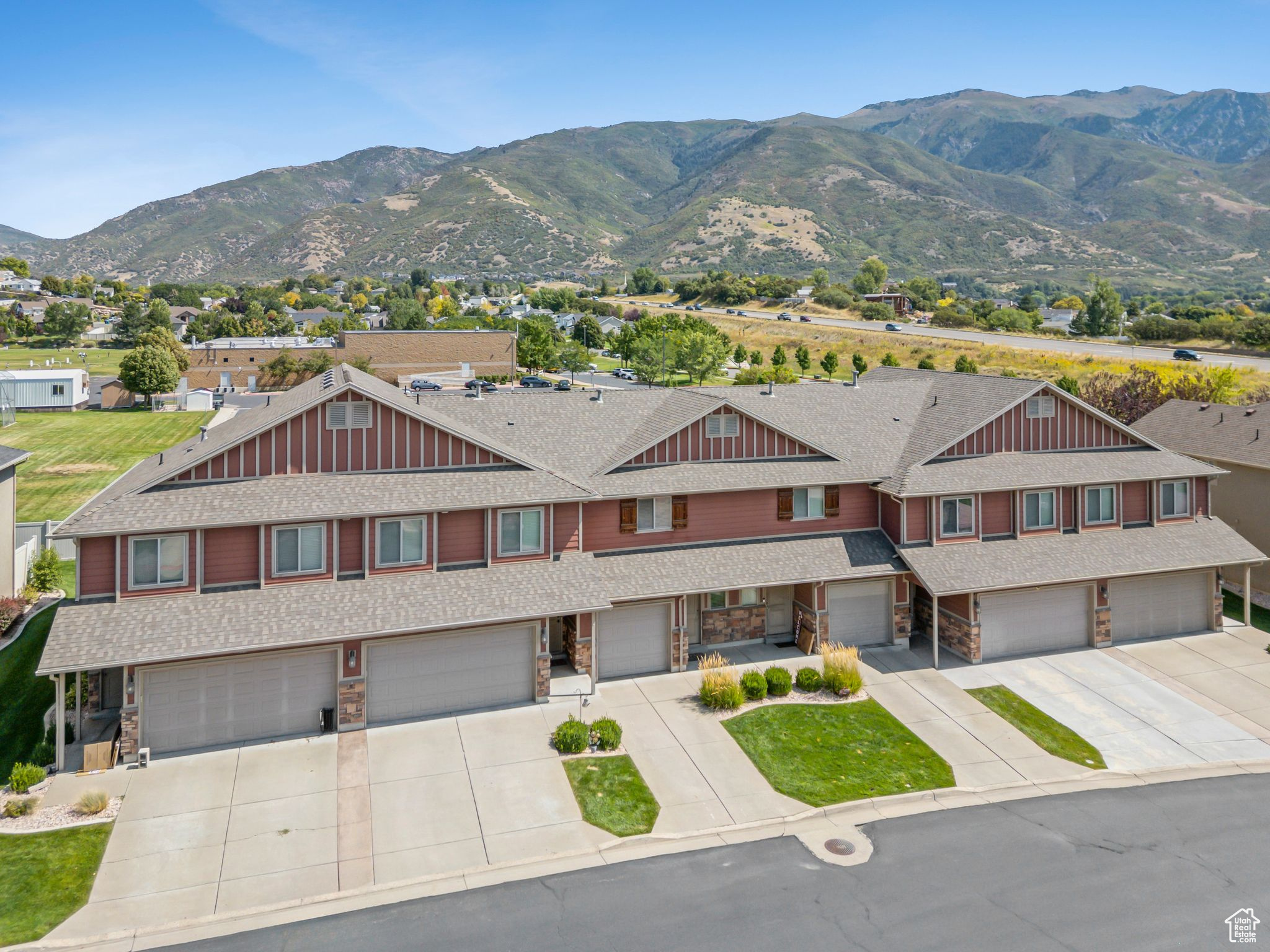 GREYHAWK - Residential