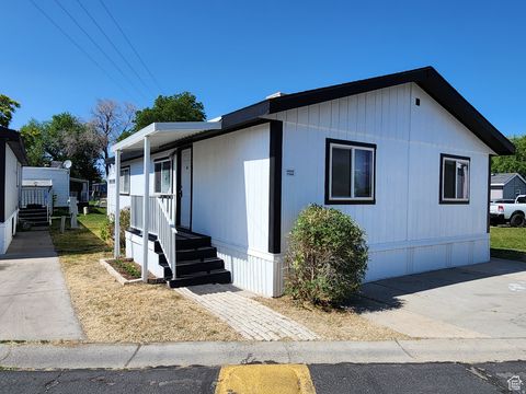 Tiny photo for 4228 W 3275 S #268, West Valley City, UT 84120 (MLS # 2148208)
