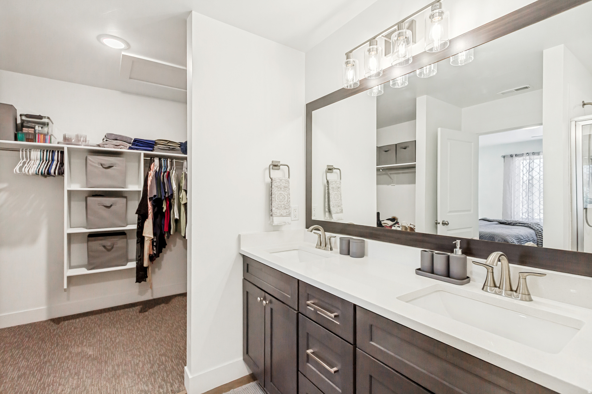 BRYLEE TOWNS - Residential