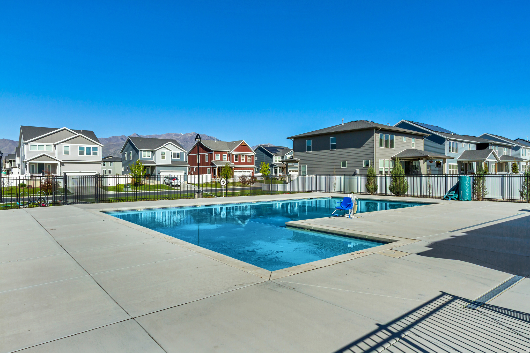 BRYLEE TOWNS - Residential