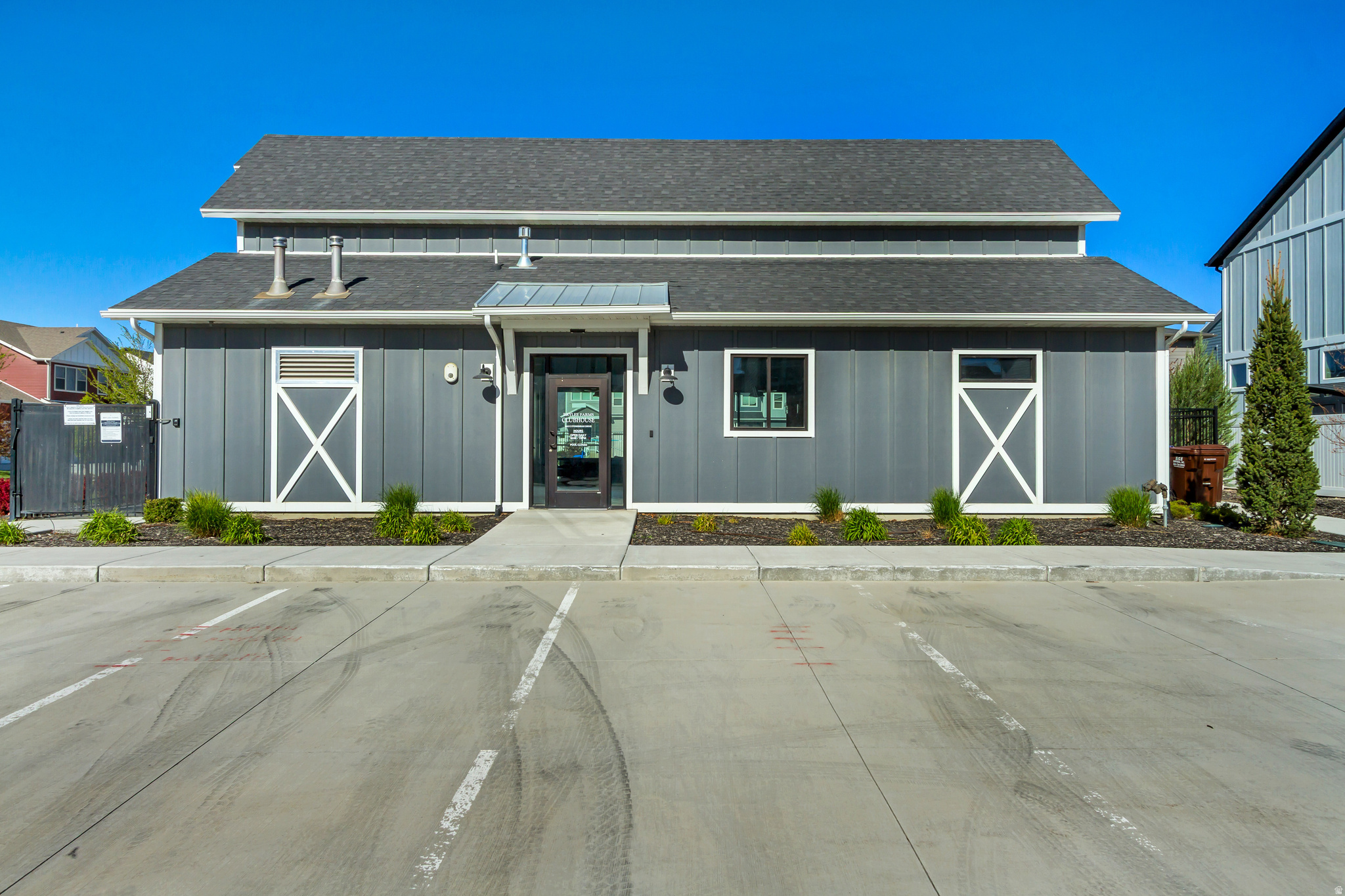 BRYLEE TOWNS - Residential